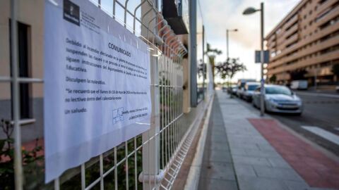 Cartel informativo en un colegio de Sese&ntilde;a