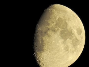Imagen de la luna 