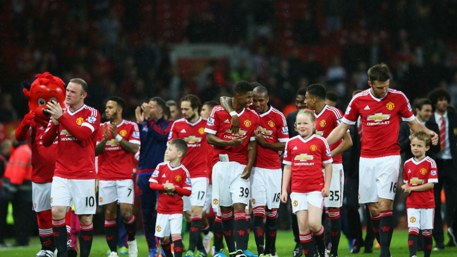 El Manchester United gana al Bournemouth y acaba quinto en la Premier 