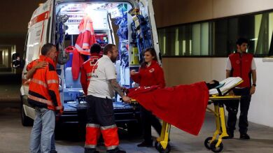 El niño afgano Osman recibe el alta tras seis días ingresado en La Fe de Valencia