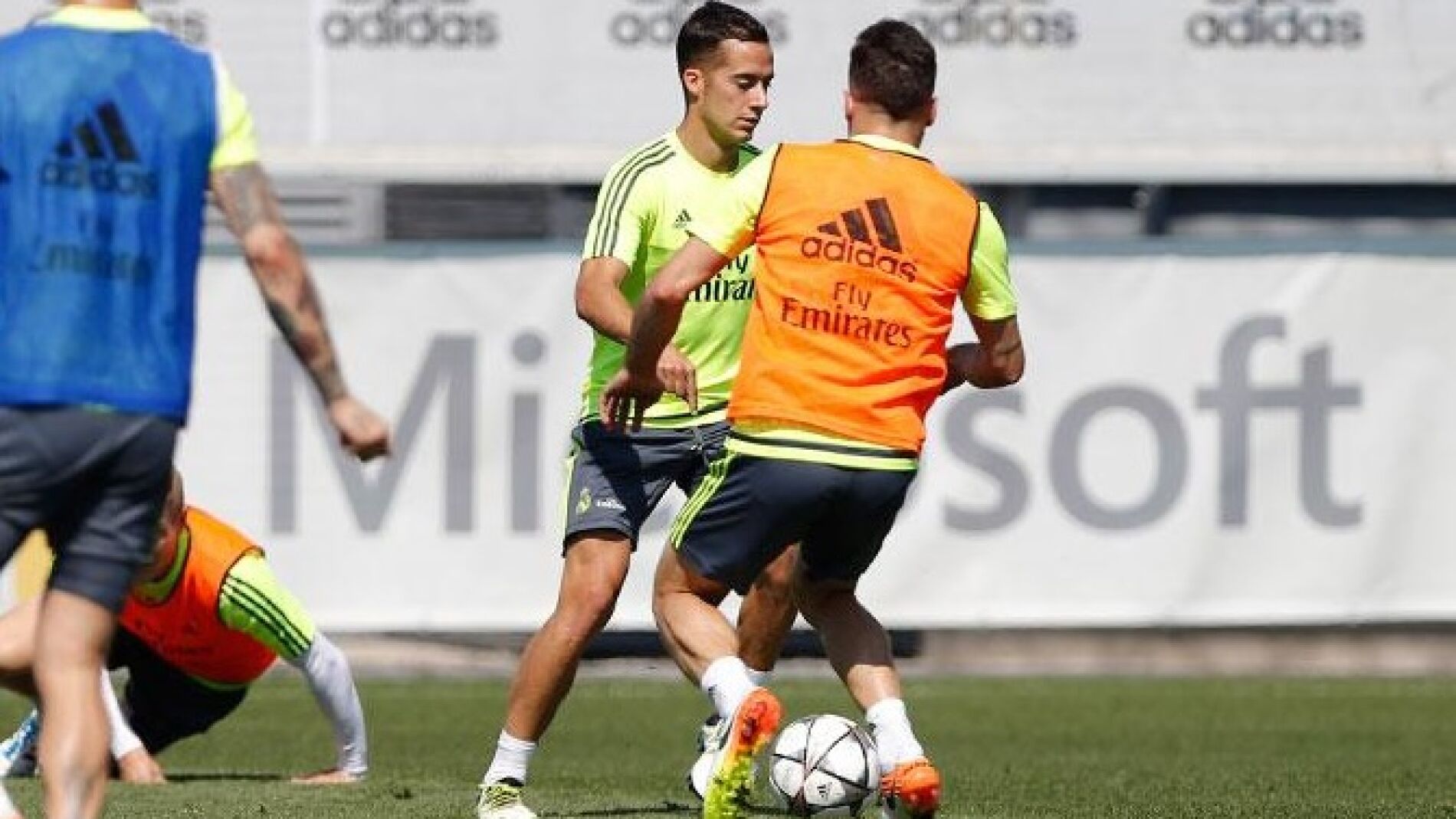 Lucas V&aacute;zquez se ejercita en Valedebebas