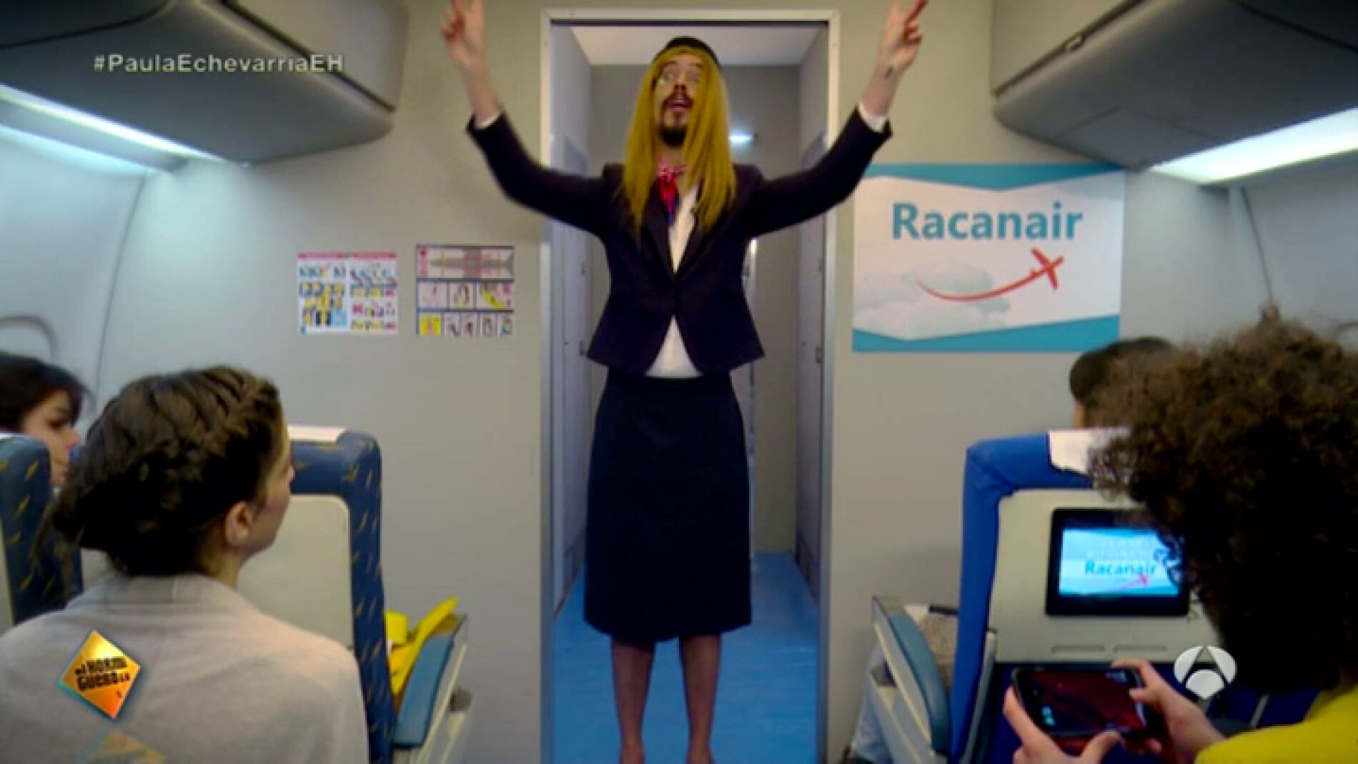 Frame 180.989396 de: C&oacute;mo viajar con tu pareja en avi&oacute;n, parte II