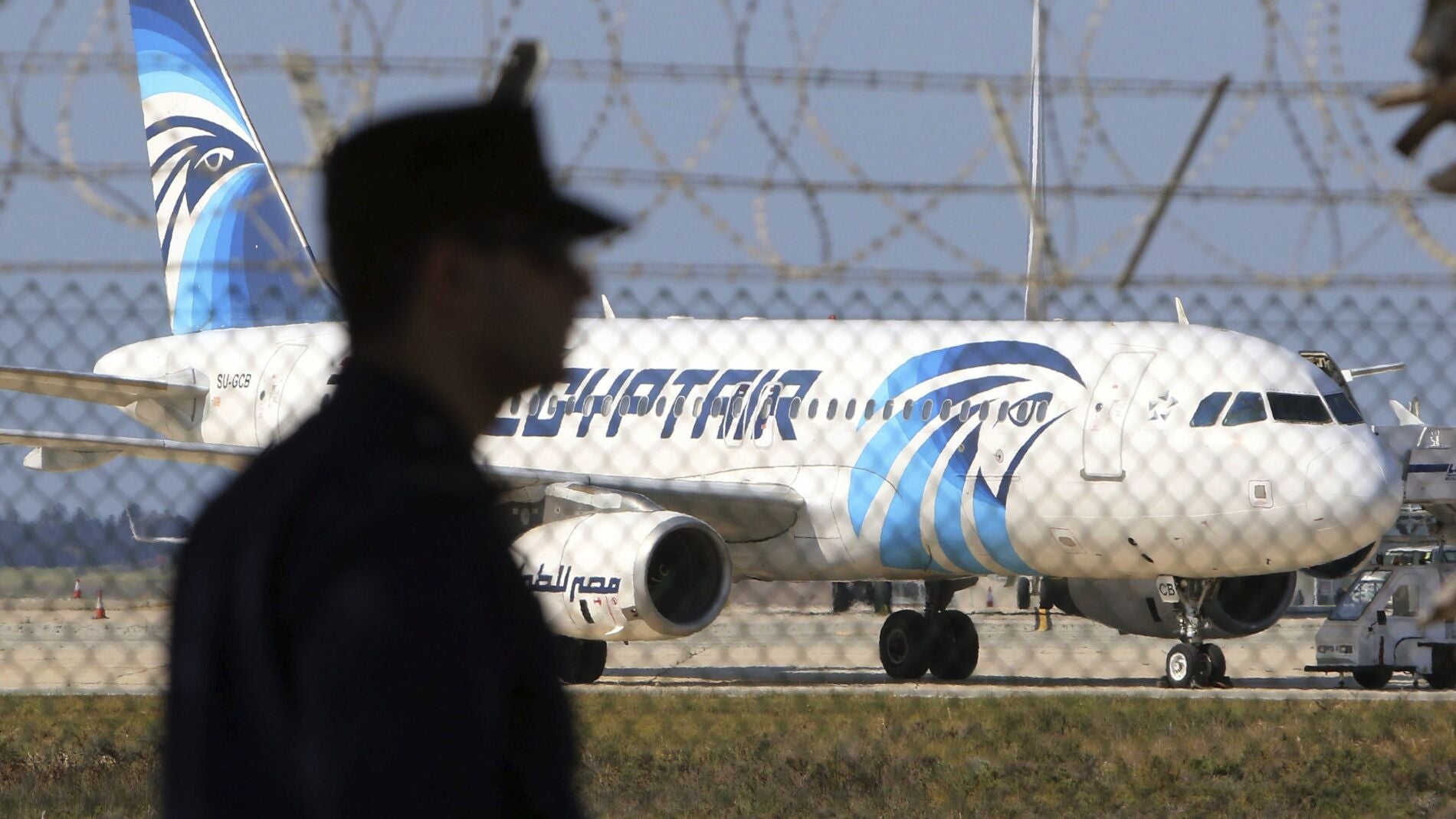 Un avi&oacute;n de la compa&ntilde;&iacute;a de EgyptAir