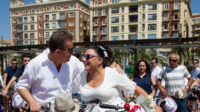 Un 'Sí quiero' sobre ruedas en Málaga