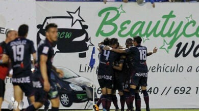 El Leganés pierde ante el Huesca y se complica el ascenso directo