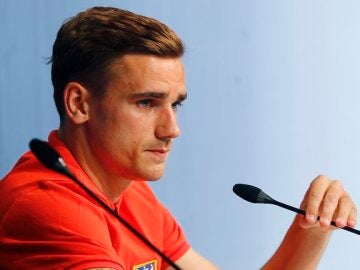 Griezmann, ante los medios de comunicación