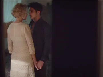 ¿Ha vuelto a caer Claudia en las redes de Carlos? ¿Ha vuelto a caer Claudia en las redes de Carlos?