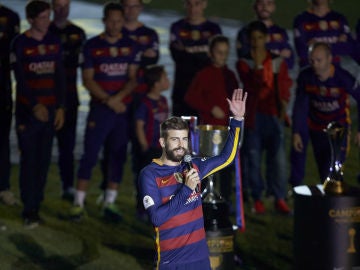 Piqué, en la fiesta del Camp Nou