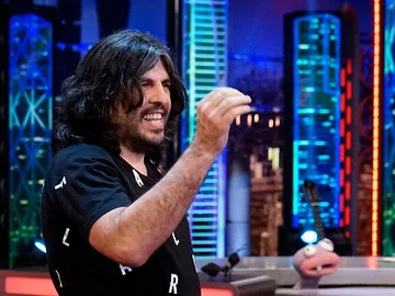 "¿Y si nos comemos el rabo?" "¿Y si nos comemos el rabo?"
