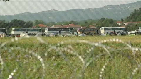 Frame 12.216876 de: La policía griega comienza a desalojar el campamento de Idomeni donde hay más de 8.400 refugiados Frame 12.216876 de: La policía griega comienza a desalojar el campamento de Idomeni donde hay más de 8.400 refugiados