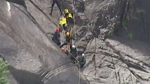 Frame 7.139237 de: Recuperan el cadáver del barranquista fallecido el pasado sábado en Ourense Frame 7.139237 de: Recuperan el cadáver del barranquista fallecido el pasado sábado en Ourense