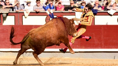 Vuelta al aburrimiento con una corrida sin fondo y de muchos kilos de Parladé