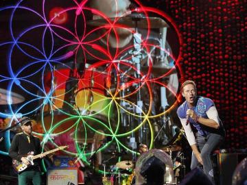 Chris Martin derrochó energía en el concierto de Barcelona.