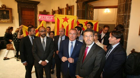 Rafael Catal&aacute;, en el Ayuntamiento de Reus