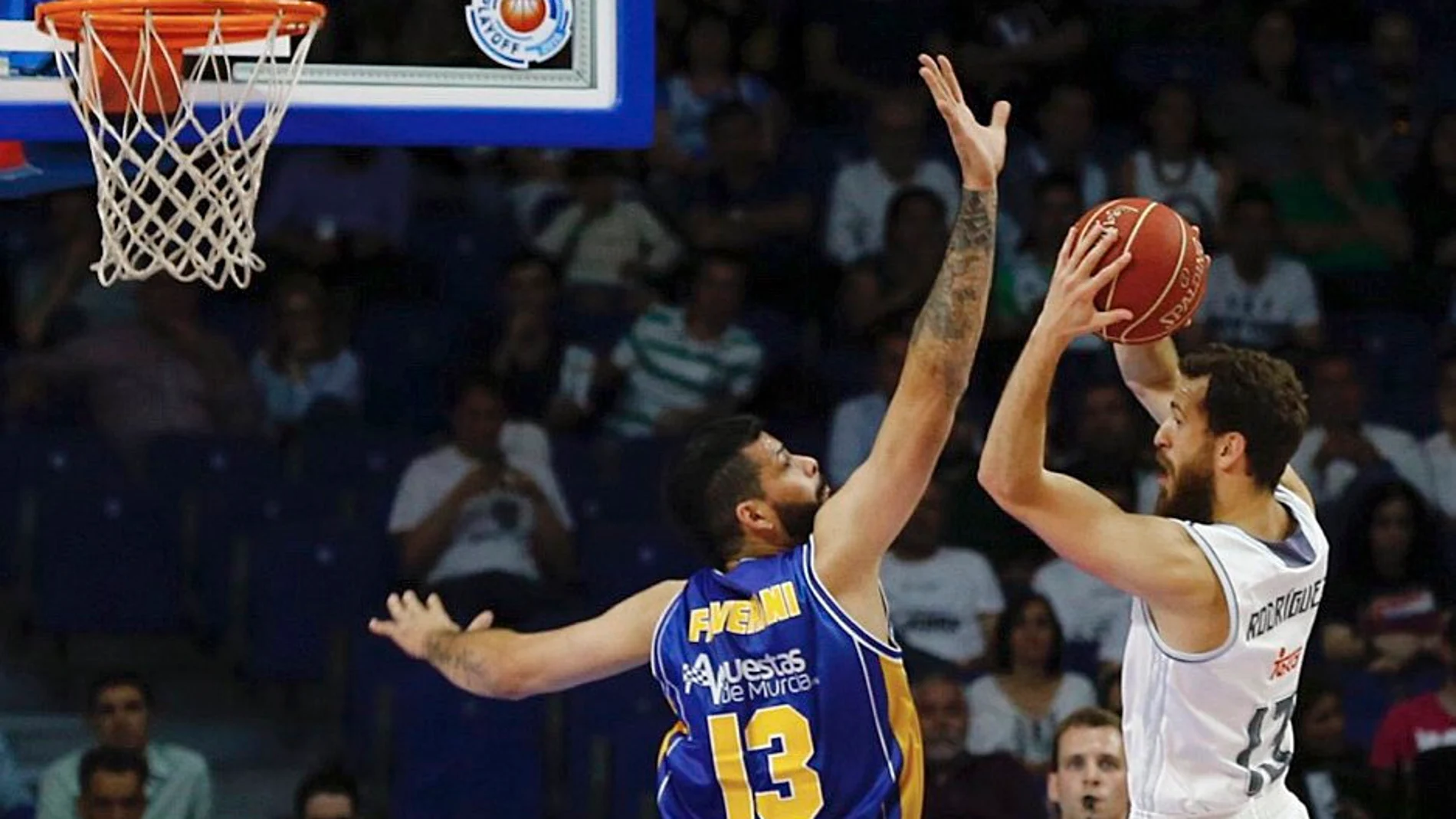 Sergio Rodríguez, líder en la victoria del Madrid ante el Murcia Sergio Rodríguez, líder en la victoria del Madrid ante el Murcia