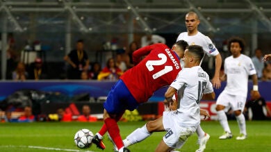 Carrasco empata la final tras un pase de Juanfran