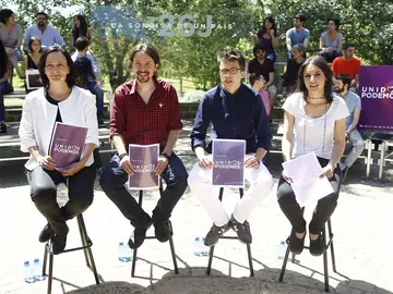 Presentación de la imagen de campaña de 'Unidos Podemos'. Presentación de la imagen de campaña de 'Unidos Podemos'.