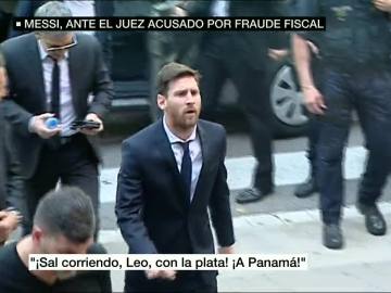 Messi, a su llegada a la Audiencia de Barcelona