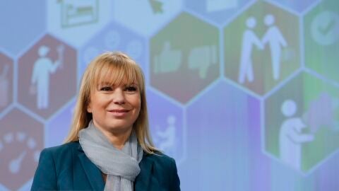 La comisaria de Mercado Interior, Industria, Emprendimiento y Pymes, Elzbieta Bienkowska