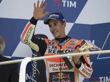 Marc Márquez en el podio del MotoGP Marc Márquez en el podio del MotoGP