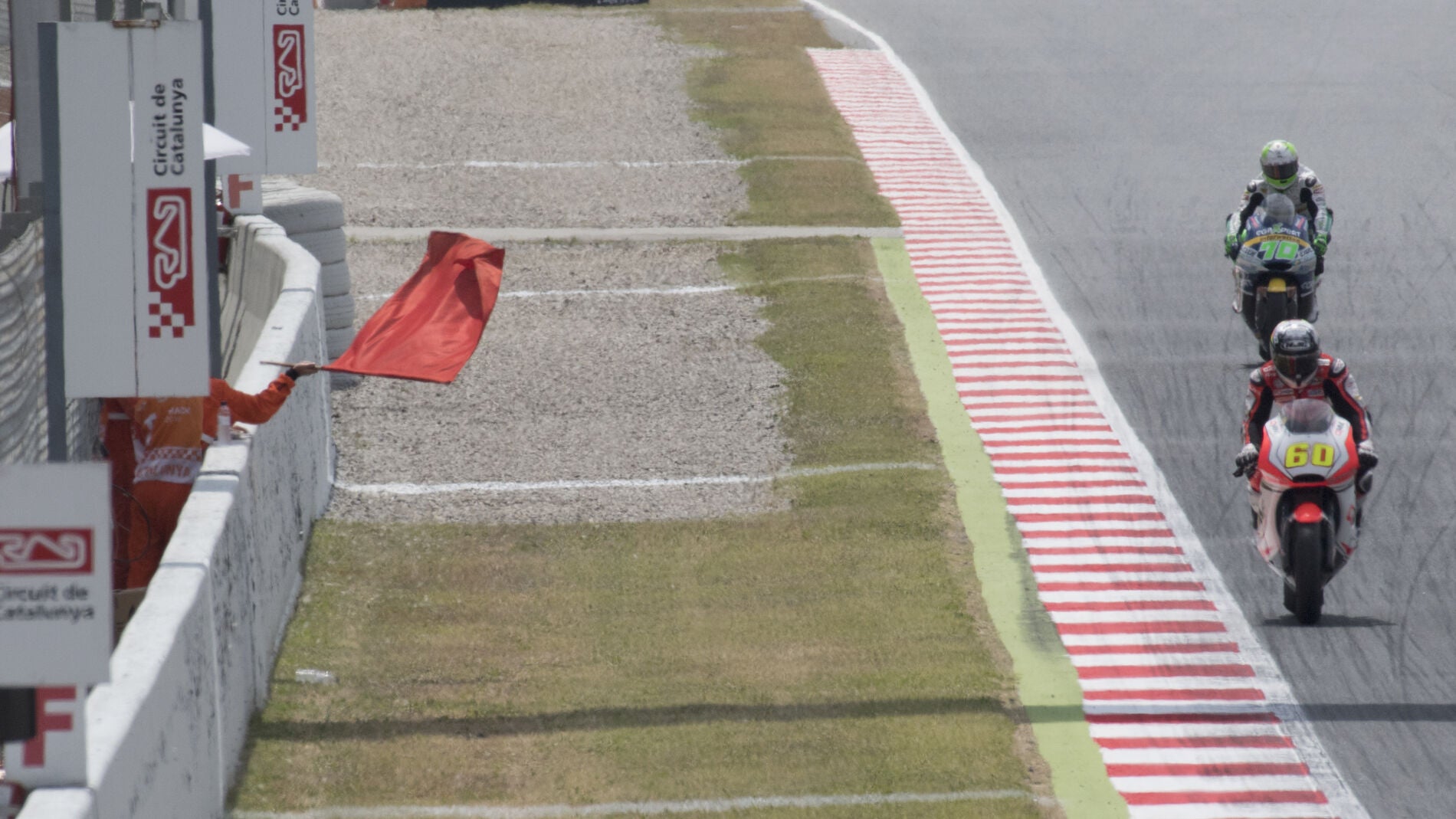 Los entrenamientos de Moto 2, suspendidos tras el accidente de Luis Salom