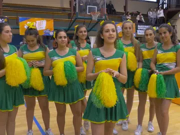 Las animadoras de la Copa Colegial Las animadoras de la Copa Colegial