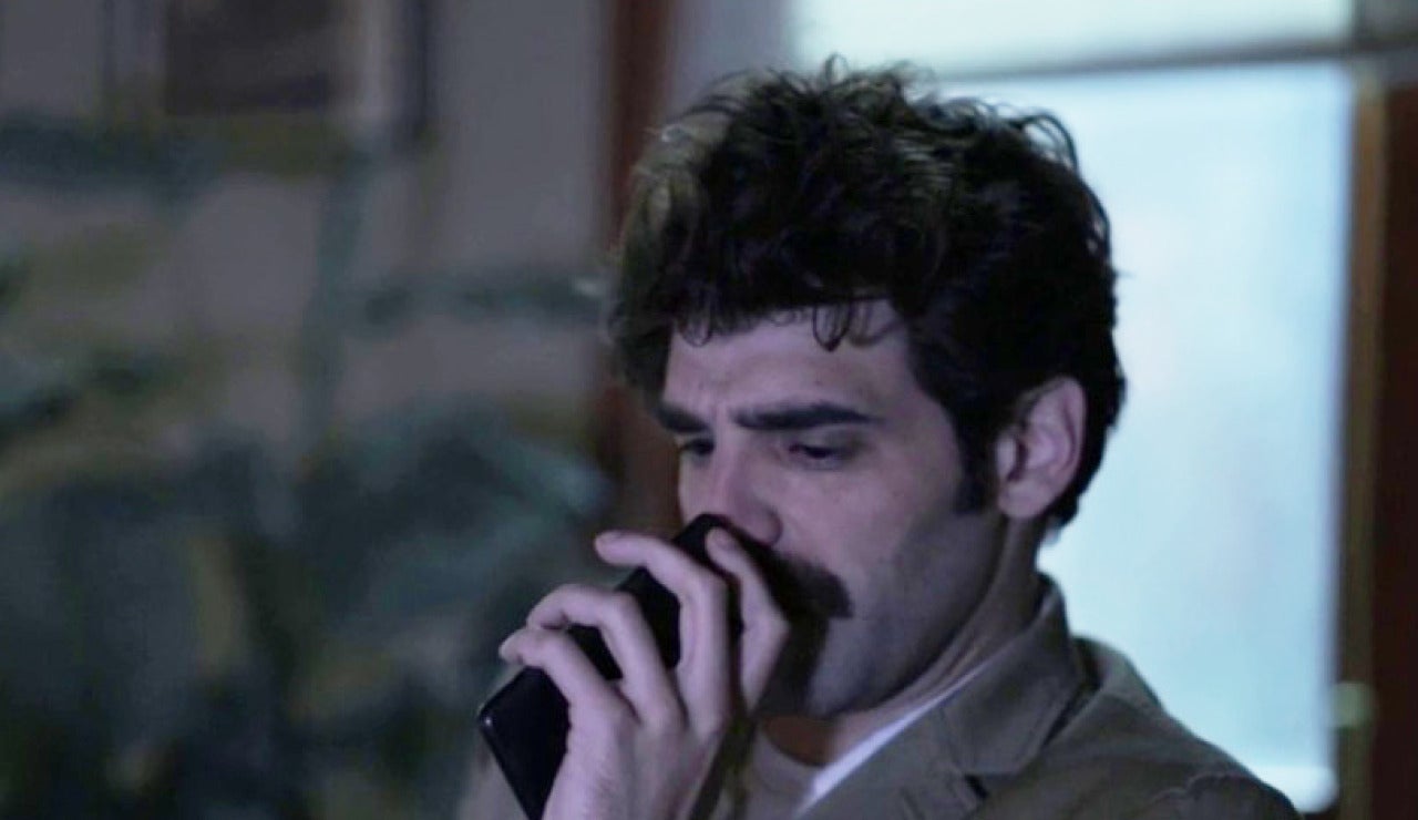 "Dile a tus chicos en Madrid que no publiquen nada"