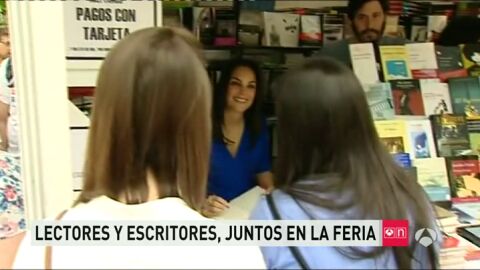 Frame 115.426224 de: feria del libro