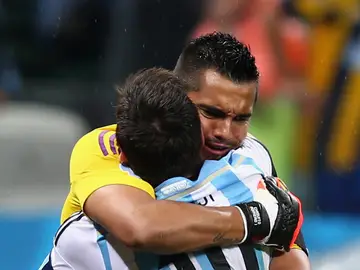Sergio Romero y Lionel Messi en el Mundial de Brasil 2014 Sergio Romero y Lionel Messi en el Mundial de Brasil 2014