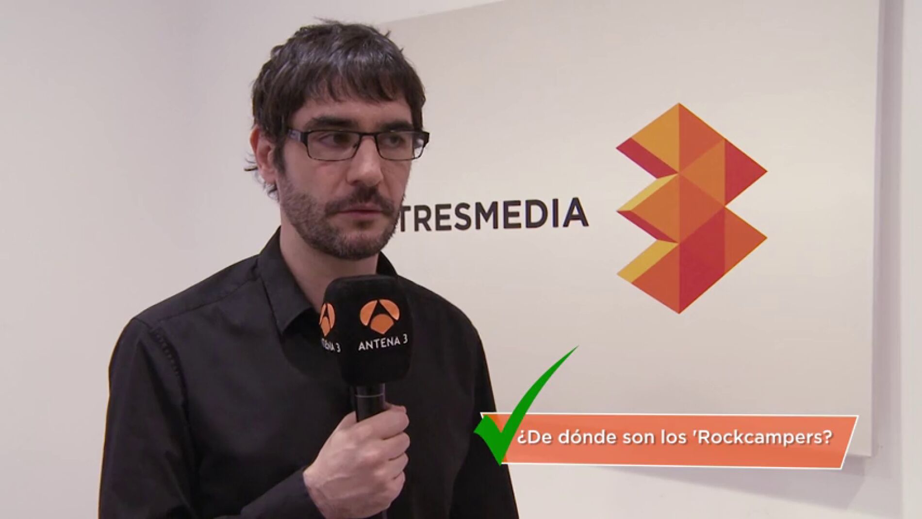 Frame 12.034095 de: Sometemos a Juanra Bonet al test sobre los Rockcampers