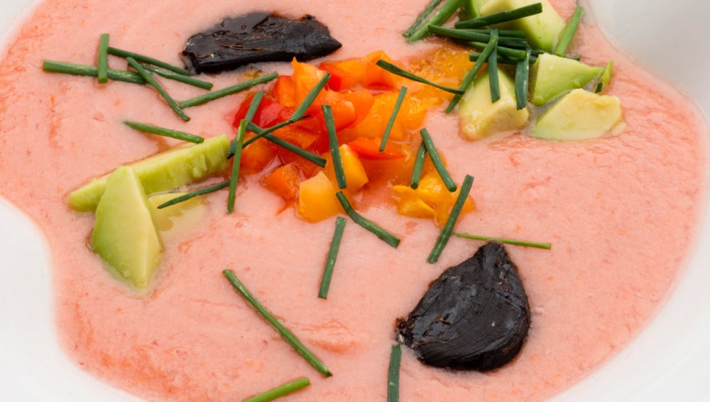Descubre las exquisitas recetas de gazpacho de Karlos Arguiñano