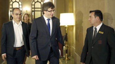 Puigdemont da por roto el pacto de estabilidad con la CUP en Cataluña
