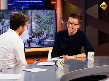 Pablo Motos a Íñigo Errejón: "Gracias a tus padres por dejarte trasnochar hoy" Pablo Motos a Íñigo Errejón: "Gracias a tus padres por dejarte trasnochar hoy"