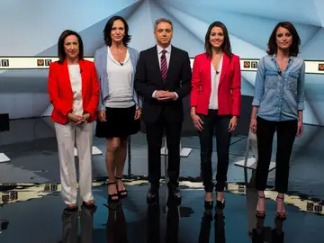 Margarita Robles, Carolina Bescansa, Vicente Vallés, Inés Arrimadas y Andrea Levy Margarita Robles, Carolina Bescansa, Vicente Vallés, Inés Arrimadas y Andrea Levy