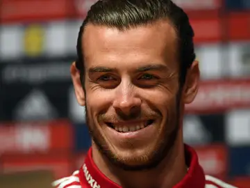 Gareth Bale en diálogo con los medios de comunicación previo a la Eurocopa Gareth Bale en diálogo con los medios de comunicación previo a la Eurocopa