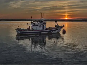 Barco de pescadores Barco de pescadores