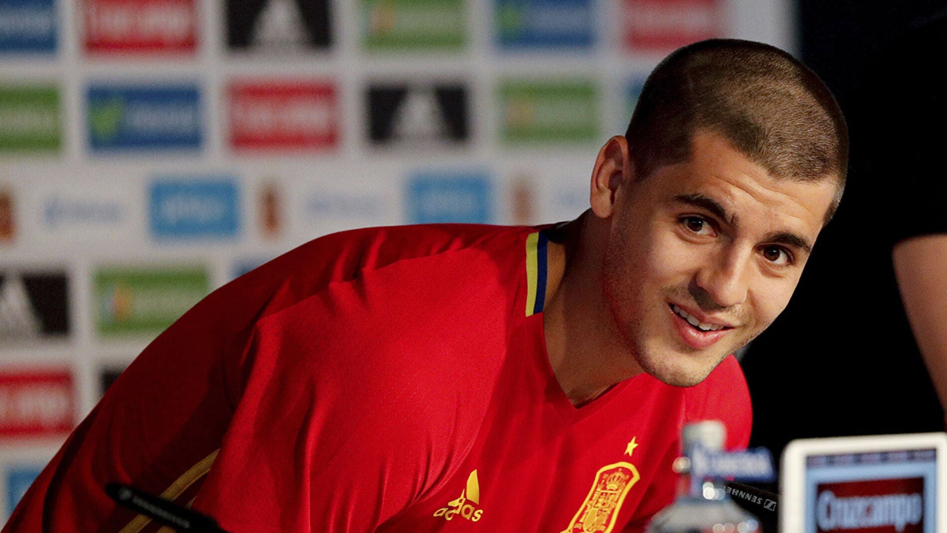 Alvaro Morata rapado previo a la Eurocopa