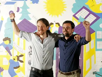 Pablo Iglesias y Alberto Garzón, en el inicio de la campaña electoral Pablo Iglesias y Alberto Garzón, en el inicio de la campaña electoral