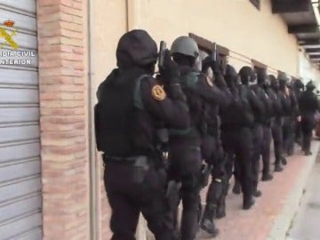 Frame 1.614253 de: Desmantelada una red que introducía droga en la cárcel Murcia II