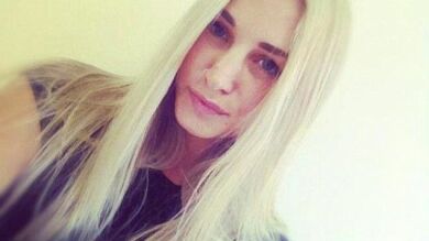 Una joven de Canadá alérgica a los cacahuetes muere después de que su novio la besara tras comerlos