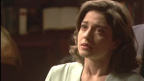 Candela confiesa a Severo estar esperando un hijo Candela confiesa a Severo estar esperando un hijo