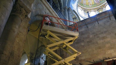 La tumba de Jesús en Jerusalén se cubre de andamios para recuperar el lugar más sagrado para el Cristianismo
