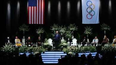Más de 15.000 personas dan su último adiós a Muhammad Ali