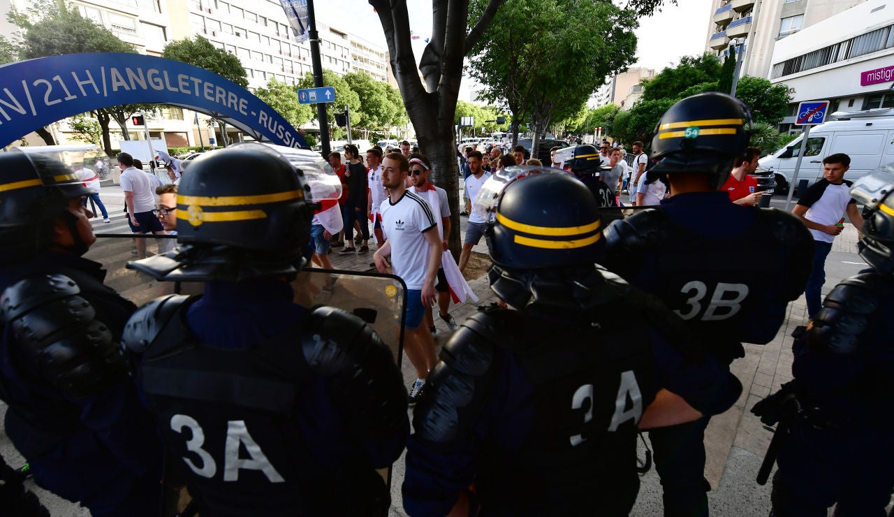 Agentes de seguridad, en Marsella Agentes de seguridad, en Marsella