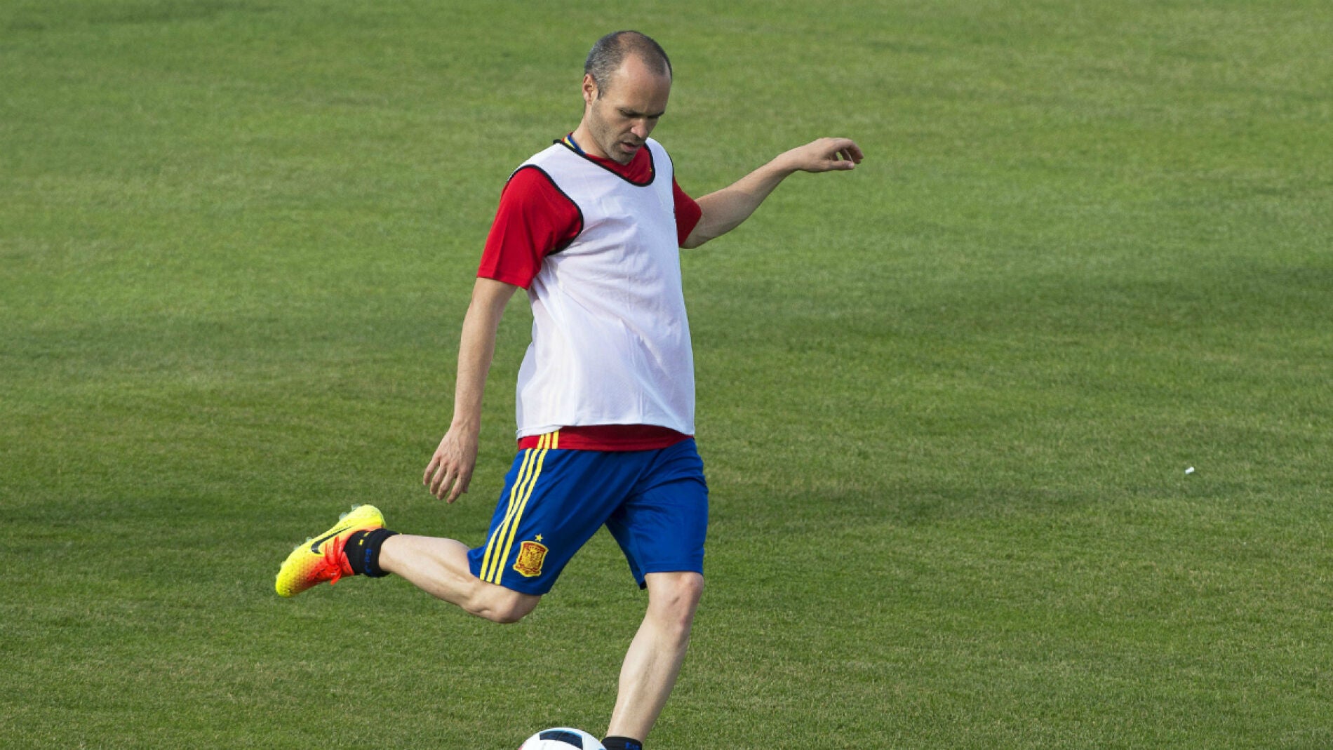 Iniesta, en un entrenamiento