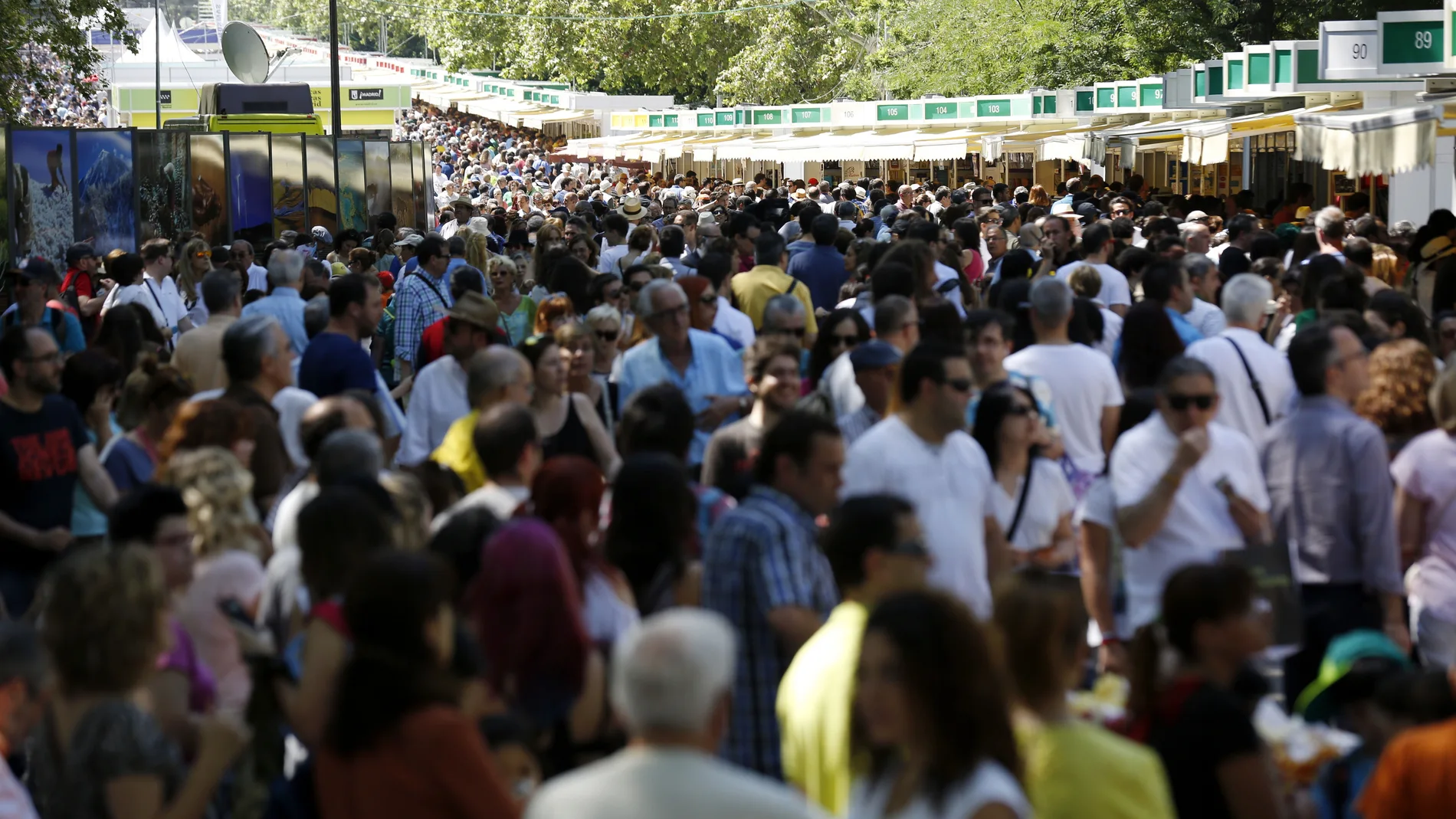 La Feria del Libro, un paseo fundamental para conocer el panorama literario La Feria del Libro, un paseo fundamental para conocer el panorama literario