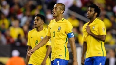 Un gol con la mano de Raúl Ruidíaz elimina a Brasil de la Copa América