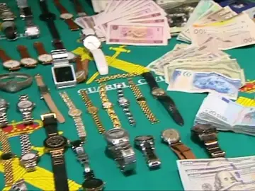 Frame 26.562048 de: Desmantelan en Madrid una banda que asaltó 50 viviendas en sólo dos meses Frame 26.562048 de: Desmantelan en Madrid una banda que asaltó 50 viviendas en sólo dos meses