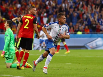 Emanuele Giaccherini celebra su gol ante Bélgica