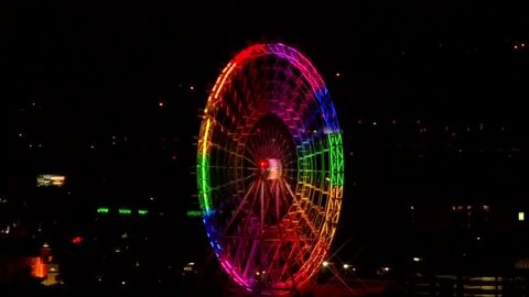 Frame 4.110096 de: Se multiplican por todo el mundo los homenajes a la v&iacute;ctimas de la masacre de Orlando